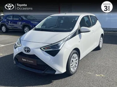 TOYOTA Aygo 1.0 VVT-i 72ch x-play 5p MY21 occasion 2021 - Photo 1