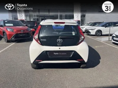 TOYOTA Aygo 1.0 VVT-i 72ch x-play 5p MY21 occasion 2021 - Photo 4