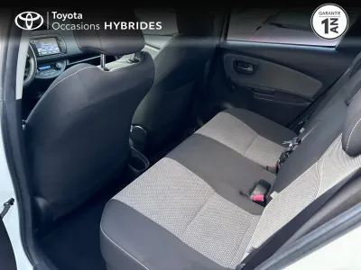 TOYOTA Yaris HSD 100h Attitude 5p occasion 2015 - Photo 4