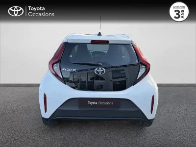 TOYOTA Aygo X 1.0 VVT-i 72ch Dynamic occasion 2023 - Photo 4