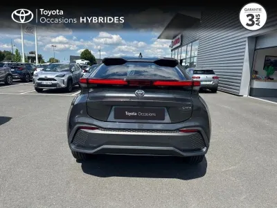 TOYOTA C-HR 1.8 140ch Design NG23 occasion 2024 - Photo 4