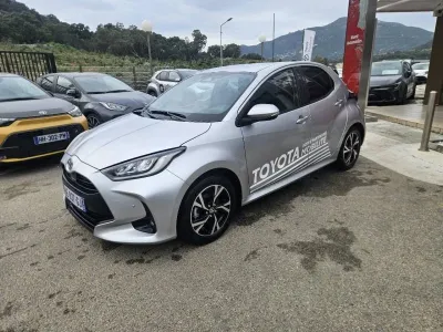 TOYOTA Yaris 116h Design 5p MY25 occasion 2025 - Photo 4