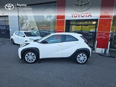 TOYOTA Aygo X 1.0 VVT-i 72ch Dynamic occasion 2022 - Photo 3