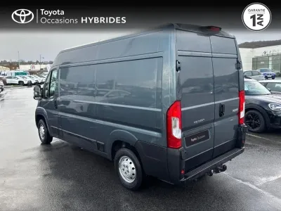 PEUGEOT Boxer Fg 335 L2H2 2.2 BlueHDi S&S 140ch Premium occasion 2021 - Photo 2