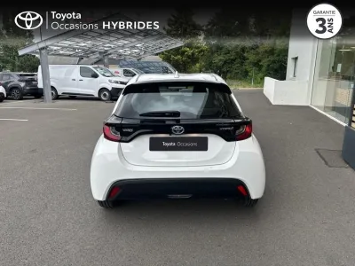 TOYOTA Yaris 116h Dynamic 5p MY22 occasion 2023 - Photo 4