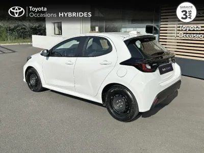 TOYOTA Yaris 116h Dynamic 5p MY22 occasion 2023 - Photo 2