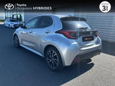 TOYOTA Yaris 116h Design 5p MY22 occasion 2022 - Photo 2