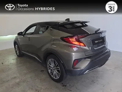 TOYOTA C-HR 184h Distinctive 2WD E-CVT MY22 occasion 2022 - Photo 2