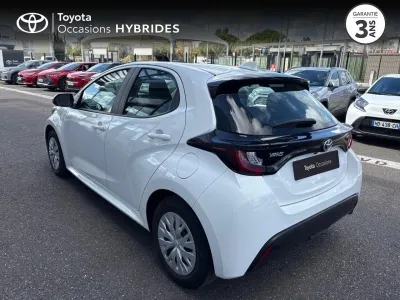 TOYOTA Yaris 116h Dynamic 5p MY22 occasion 2023 - Photo 2