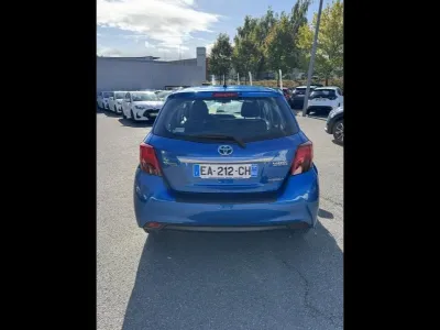 TOYOTA Yaris HSD 100h Dynamic 5p occasion 2016 - Photo 3