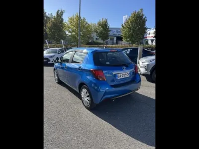 TOYOTA Yaris HSD 100h Dynamic 5p occasion 2016 - Photo 2