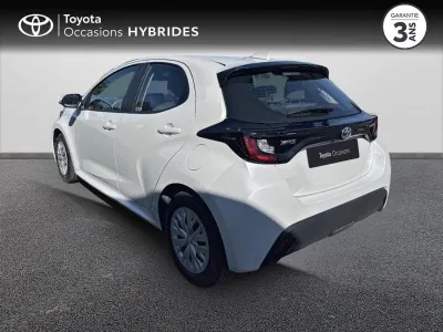 TOYOTA Yaris 116h Dynamic 5p MY21 occasion 2022 - Photo 2