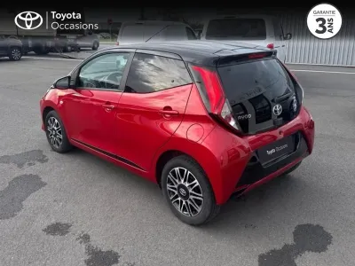 TOYOTA Aygo 1.0 VVT-i 72ch x-clusiv 5p MY20 occasion 2022 - Photo 2