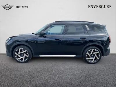 MINI Countryman C 170ch Favoured DKG7 occasion 2024 - Photo 3