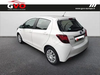 TOYOTA Yaris HSD 100h Dynamic 5p occasion 2014 - Photo 2