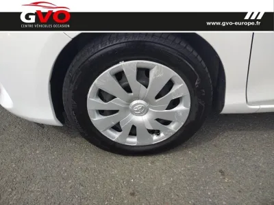 TOYOTA Yaris HSD 100h Dynamic 5p occasion 2014 - Photo 4