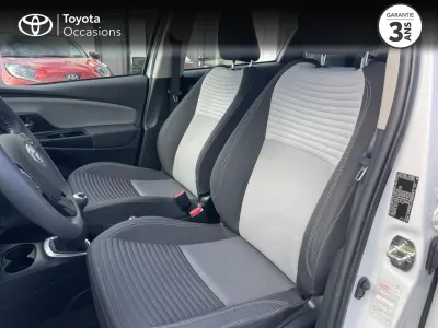 TOYOTA Yaris 70 VVT-i France Connect 5p RC19 occasion 2019 - Photo 3