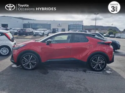 TOYOTA C-HR 1.8 140ch Collection NG23 occasion 2024 - Photo 2