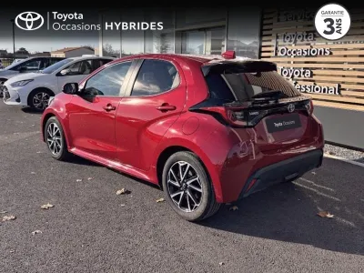 TOYOTA Yaris 116h Design 5p MY22 occasion 2022 - Photo 2