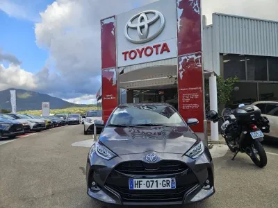 TOYOTA Yaris 116h Design 5p MY25 occasion 2025 - Photo 1