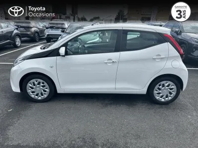 TOYOTA Aygo 1.0 VVT-i 72ch x-play 5P MY19 occasion 2020 - Photo 3