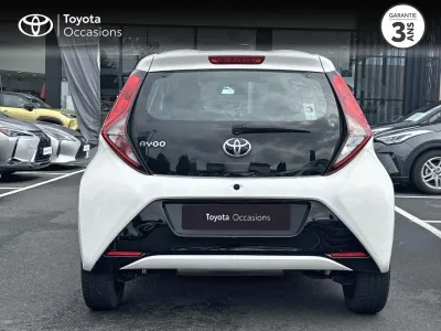 TOYOTA Aygo 1.0 VVT-i 72ch x-play 5P MY19 occasion 2020 - Photo 4