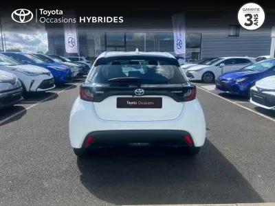 TOYOTA Yaris 116h Dynamic Business 5p + Programme Beyond Zero Academy MY22 occasion 2022 - Photo 4