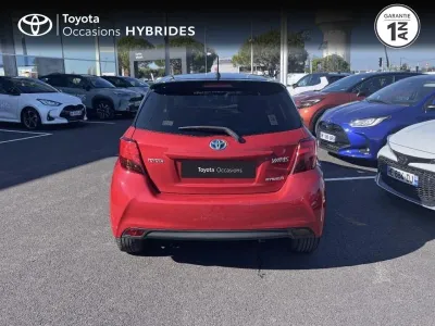 TOYOTA Yaris HSD 100h Collection 5p occasion 2016 - Photo 4