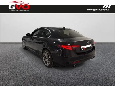 ALFA ROMEO Giulia 2.2 JTD 180ch Super AT8 occasion 2016 - Photo 2
