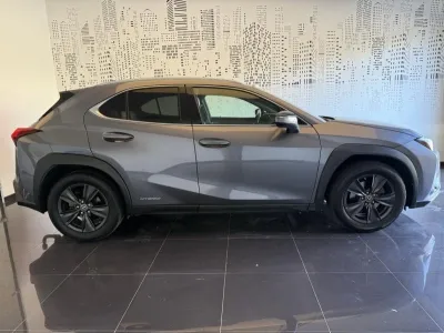 LEXUS UX 250h 2WD Luxe MY20 occasion 2019 - Photo 4