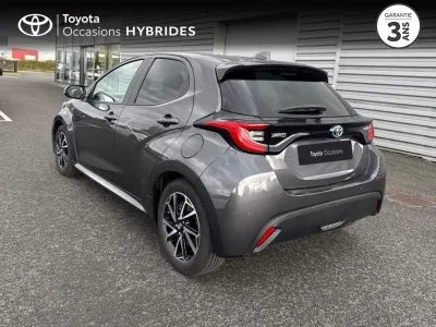TOYOTA Yaris 116h Design 5p MY22 occasion 2023 - Photo 2