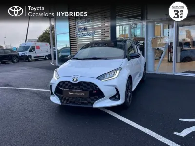 TOYOTA Yaris 116h GR Sport 5p MY22 occasion 2023 - Photo 1