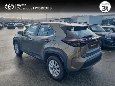 TOYOTA Yaris Cross 116h Dynamic Business + Programme Beyond Zero Academy MY21 occasion 2022 - Photo 2