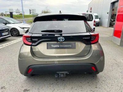 TOYOTA Yaris 116h Design 5p MC24 occasion 2023 - Photo 4