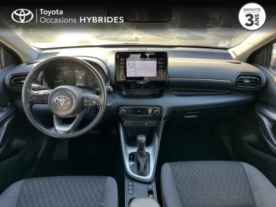 TOYOTA Yaris 116h Dynamic 5p MY22 occasion 2023 - Photo 2