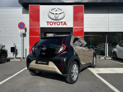 TOYOTA Aygo X 1.0 VVT-i 72ch Design S-CVT occasion 2022 - Photo 4