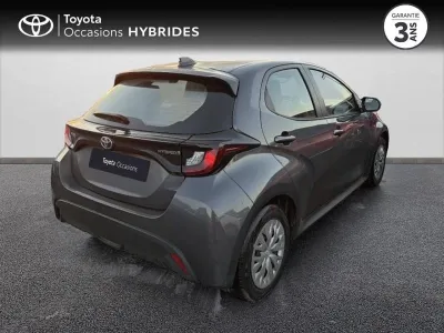 TOYOTA Yaris 116h Dynamic 5p MY22 occasion 2023 - Photo 2