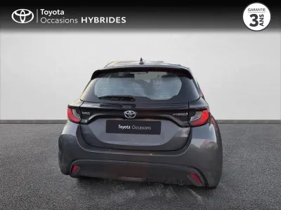 TOYOTA Yaris 116h Dynamic 5p MY22 occasion 2023 - Photo 4