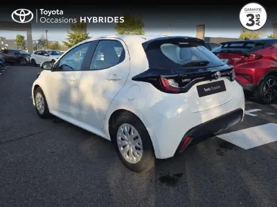 TOYOTA Yaris 116h Dynamic 5p MY22 occasion 2022 - Photo 2