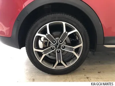 KIA XCeed 1.6 GDi 105ch + Plug-In 60.5ch Premium DCT6 occasion 2021 - Photo 4