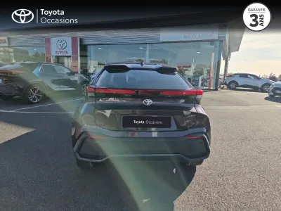 TOYOTA C-HR 1.8 Hybride 140ch Design NG23 occasion 2024 - Photo 4
