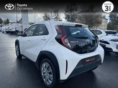 TOYOTA Aygo X 1.0 VVT-i 72ch Dynamic occasion 2022 - Photo 2