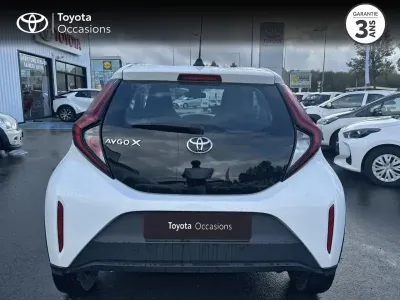 TOYOTA Aygo X 1.0 VVT-i 72ch Dynamic occasion 2022 - Photo 4