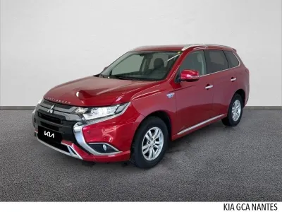 MITSUBISHI Outlander PHEV Twin Motor Invite 4WD occasion 2019 - Photo 1