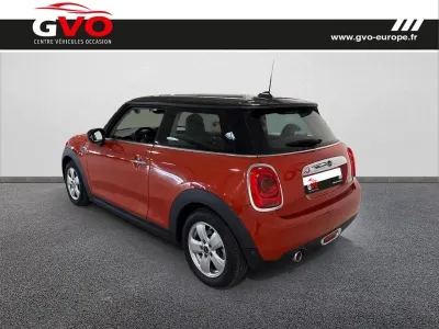 MINI Mini Cooper D 116ch Chili BVA7 occasion 2018 - Photo 2