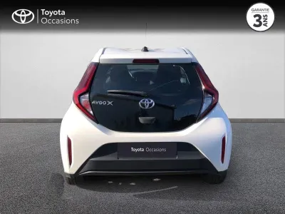 TOYOTA Aygo X 1.0 VVT-i 72ch Dynamic occasion 2022 - Photo 4