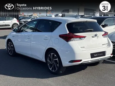 TOYOTA Auris HSD 136h Lounge occasion 2016 - Photo 2