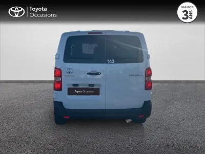 TOYOTA PROACE Combi Medium 2.0 140 D-4D Dynamic Confort Clim. Arrière MC23 occasion 2024 - Photo 4