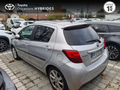 TOYOTA Yaris HSD 100h Style 5p occasion 2015 - Photo 2