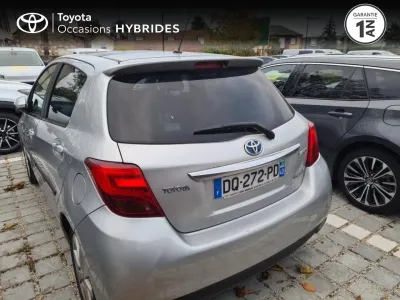 TOYOTA Yaris HSD 100h Style 5p occasion 2015 - Photo 4
